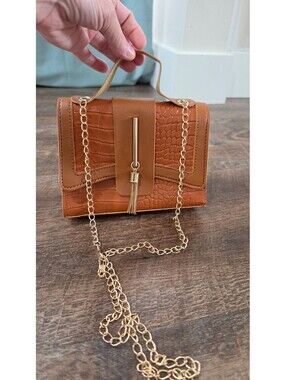 Brown Faux Leather Croc Embossed Chain Strap Handbag